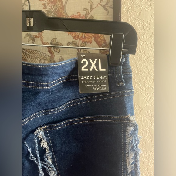 Denim Jazz High Rise Blue Jeans 👖. Size 2x. - Picture 3 of 5
